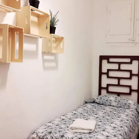 Interior Central El Born 3.2 *